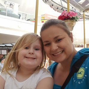 Meet your Posher, Ashley